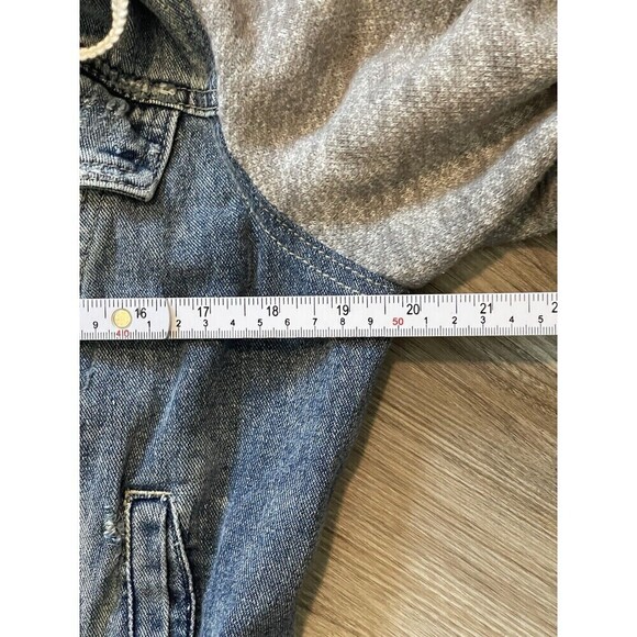 Free People Distressed Blue Denim Jacket Detachable Hood Sleeves Knit Grey Sz M - Picture 9 of 12